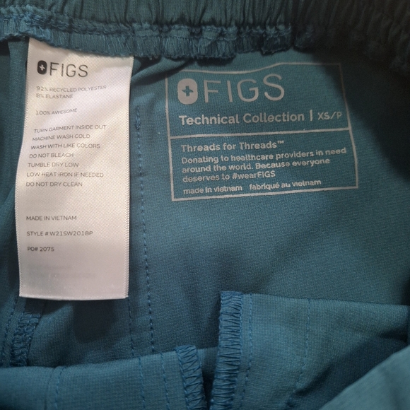 FIGS Teal Yola Mid-Rise Cargo Straight Leg Scrub Pants, Size XS - Picture 6 of 7